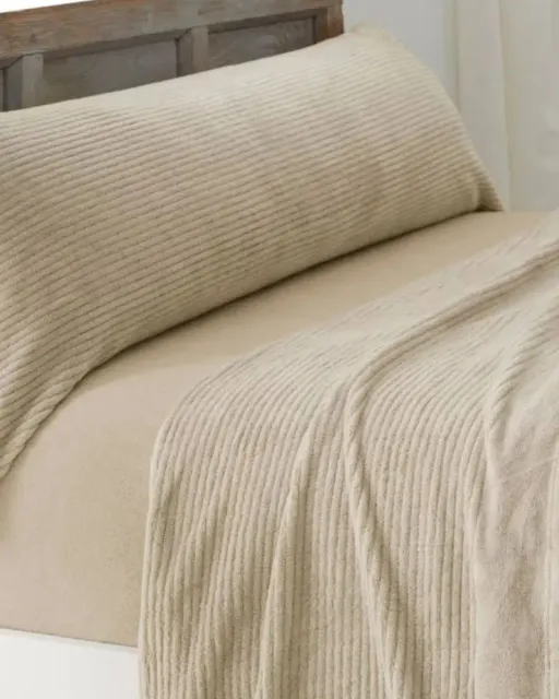 JUEGO SABANAS CORALINA 965 BEIGE BURRITO BLANCO