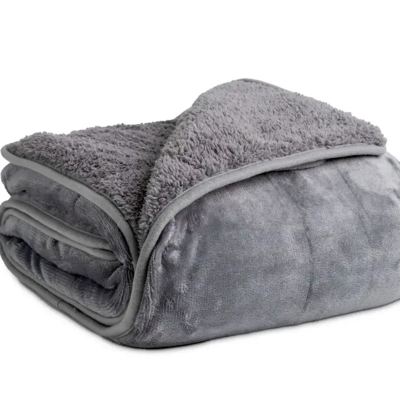 MANTA SHERPA LISA GRIS KARAMELO